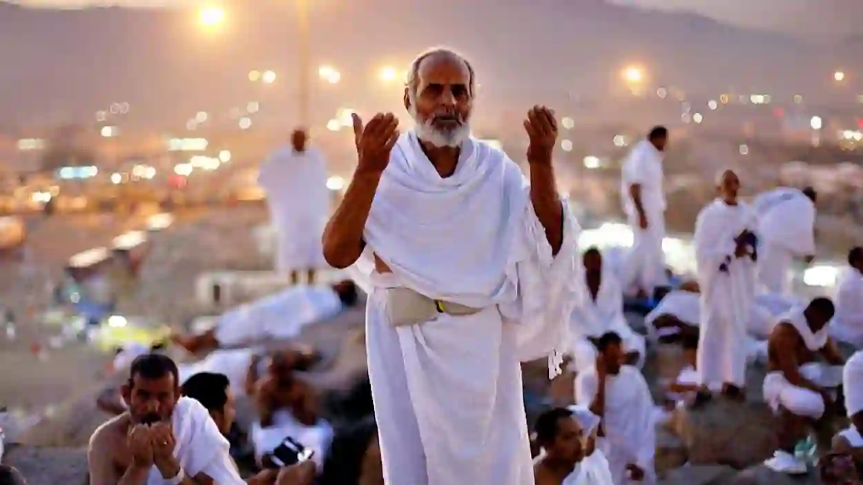 للحجاج في موسم 1446: المسافة بين مشعر منى وعرفات مزدلفة ومداخل منشأة الجمرات ومواعيد رمي الجمرات
