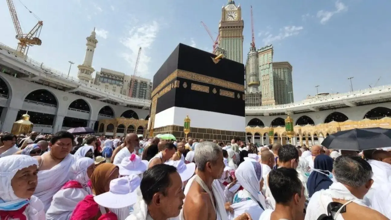 عاجل: حقيقة السماح للسودانيين حاملي تأشيرة الزيارة والعمرة بأداء مناسك الحج في موسم 1445 بهذا الشرط 