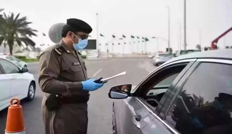 المرور السعودي يحذر من مخالفة جديدة يتم رصدها من بداية 2024 قيمتها الفين ريال 